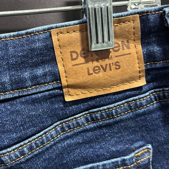 Levi’s Denizen High Rise,cuffed, five pocket,belt loop, stretch 2.5” rise,jeans - Picture 7 of 12